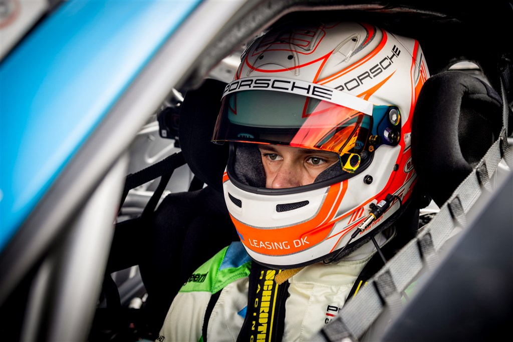 Bastian Buus igen-igen på Porsche-podiet
(Foto: Porsche Motorsport)